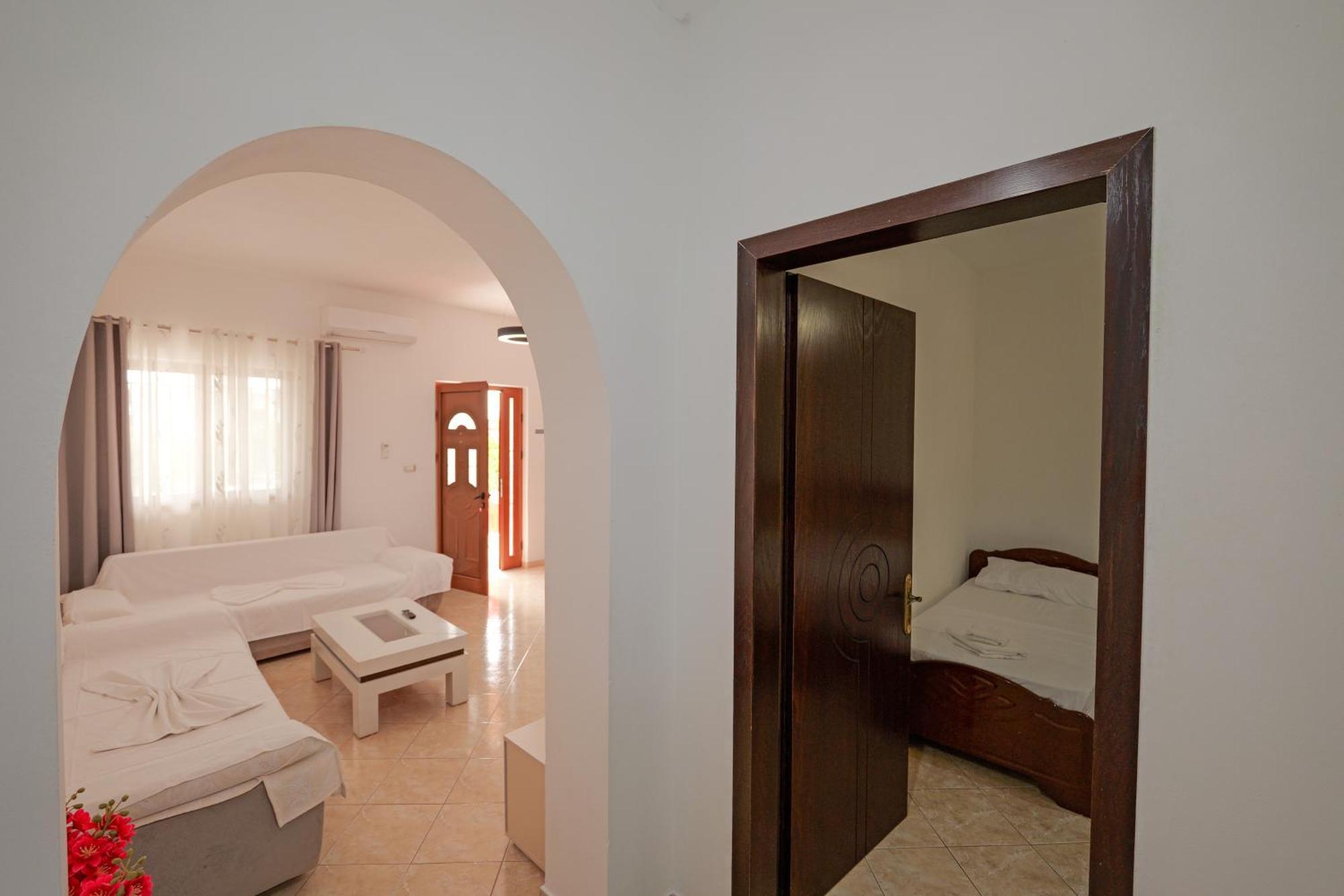 Brahimi Guest House كساميل المظهر الخارجي الصورة